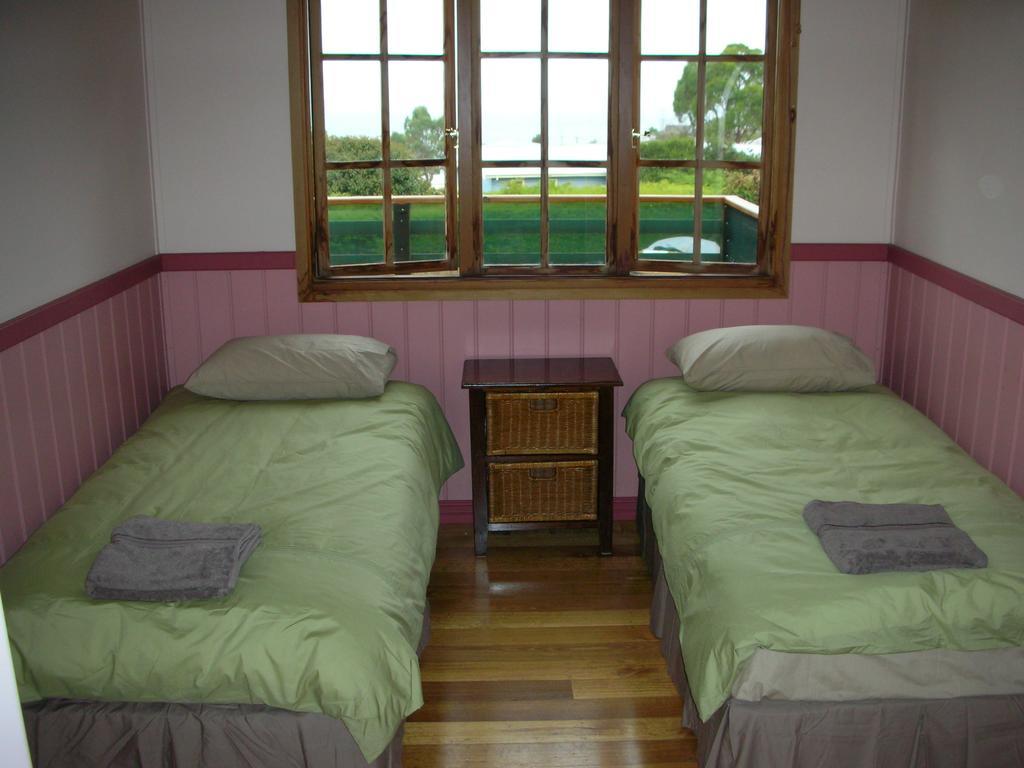 Cedar Cottages Blackmans Bay Szoba fotó
